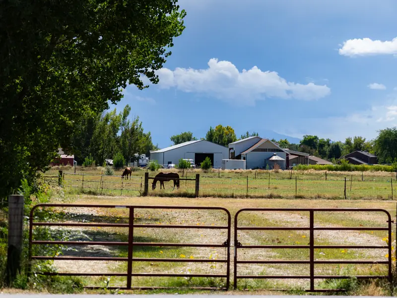 Who is the best HVAC & plumbing company in Hooper, UT?
