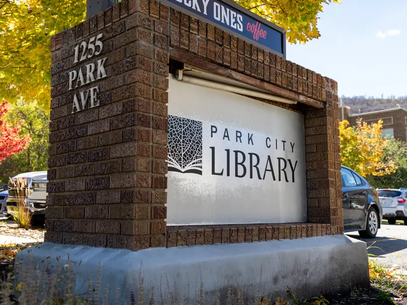 Park City Library sign on Park Avenue