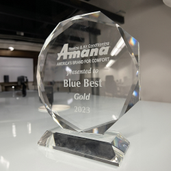 glass amana gold award trophy